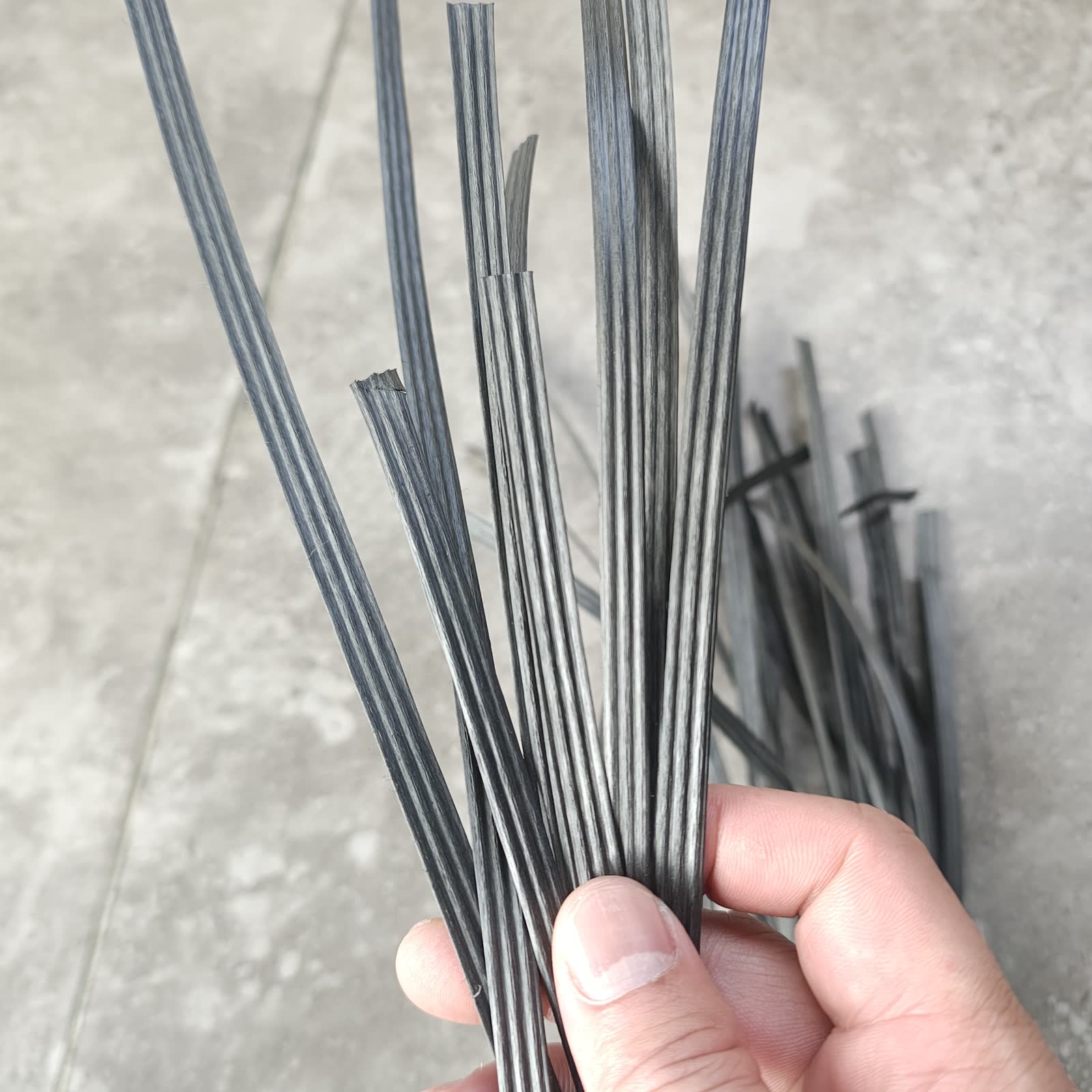 Plastic tying tape detail